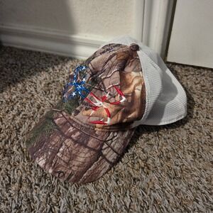 Under Armour Mens Realtree Camo USA Flag Freedom Trucker Hat Snapback OSFA Brown